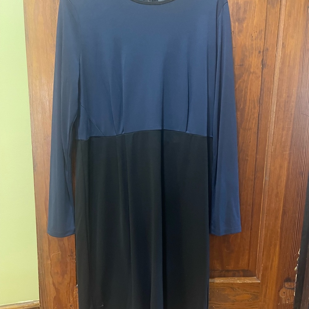 Jones New York Navy and Black Long Sleeve Dress